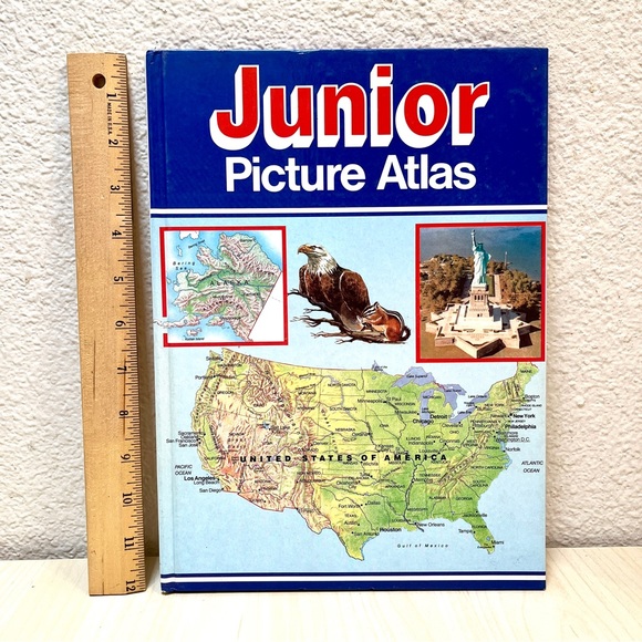 Junior Picture Atlas. Hardcover. EUC. - Picture 5 of 9
